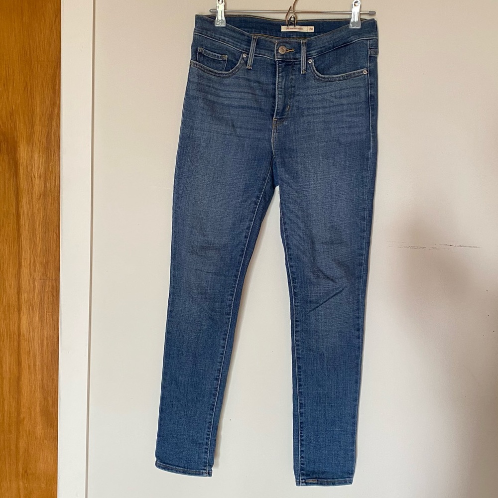 Levi’s 311 shaping skinny jeans